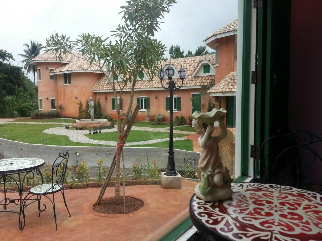 Cinque Terre Resort Thong Pha Phum Extérieur photo